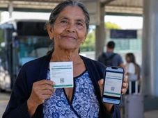 Imagem - Viagem de graça: saiba como tirar a Carteira da Pessoa Idosa e garantir descontos