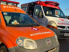 Imagem - Colisão entre carro e moto na BR-324 deixa uma pessoa ferida