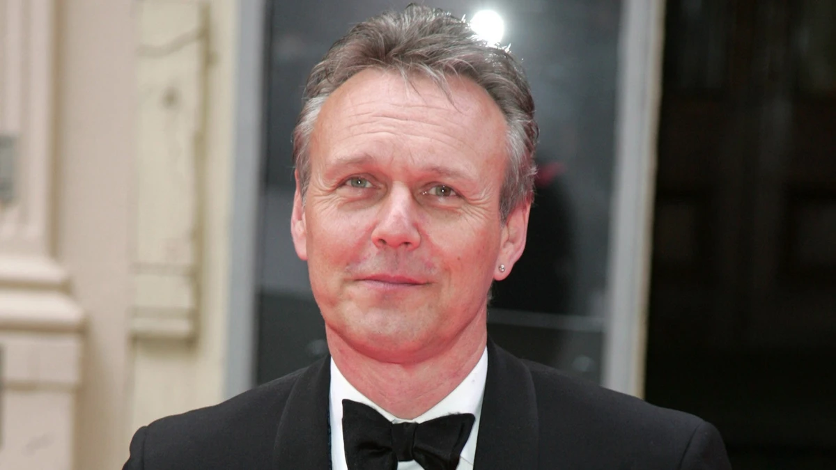 Anthony Head por Reprodução