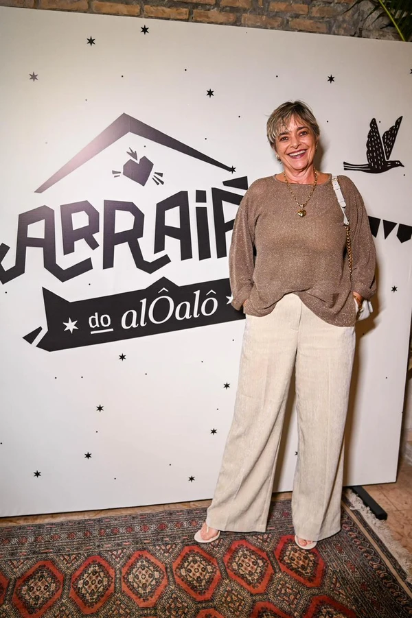 Claudine por Elias Dantas