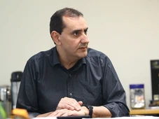 Imagem - Nepotismo amoroso: prefeito é acusado de nomear enfermeira com quem mantinha relacionamento fora do casamento