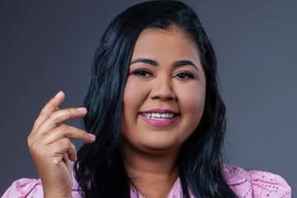 Ana Clécia morreu após ser internada