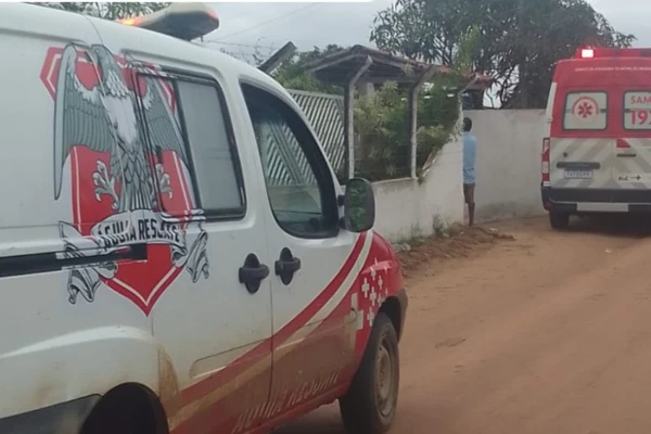 Idosa morre após tomar choque elétrico durante faxina em casa na Bahia por Reprodução/ Redes sociais