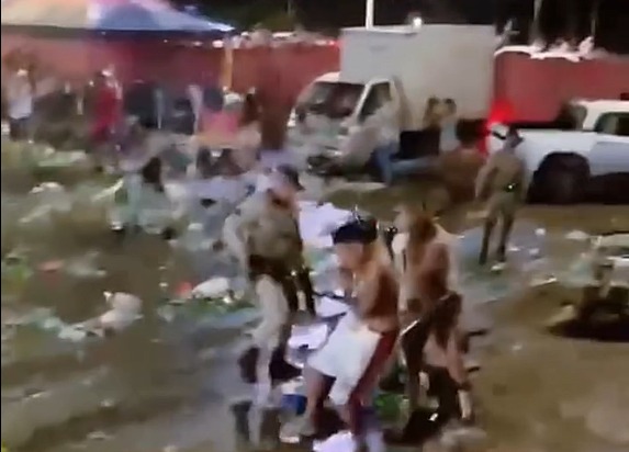 Spray de pimenta e golpes de cassetete: Corregedoria da PM vai investigar denúncias de truculência contra torcedores do Vitória por Reprodução