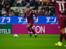 Imagem - Lembra dele? Fenômeno no Japão, ex-Flamengo conquista quarto título no Japão e é eleito melhor jogador da temporada
