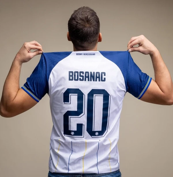 Uniforme da Bósnia e Herzegovina para Copa do Mundo 2026  por Divulgação