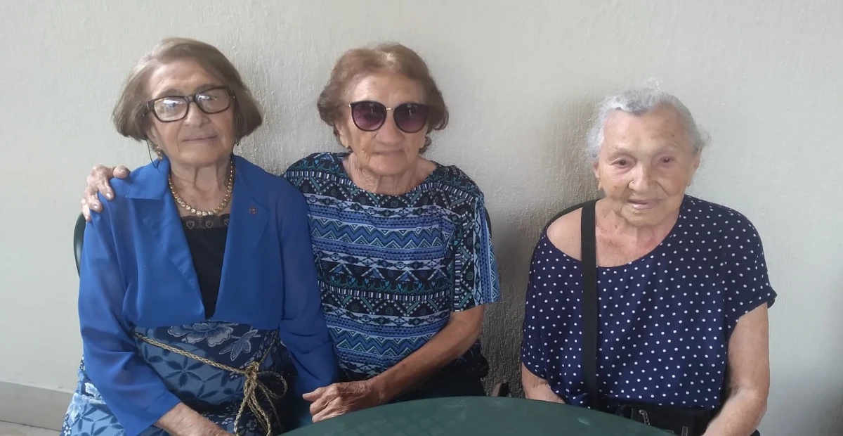 Zoraide, Zulina e Levita, em novembro de 2021 por Reprodução