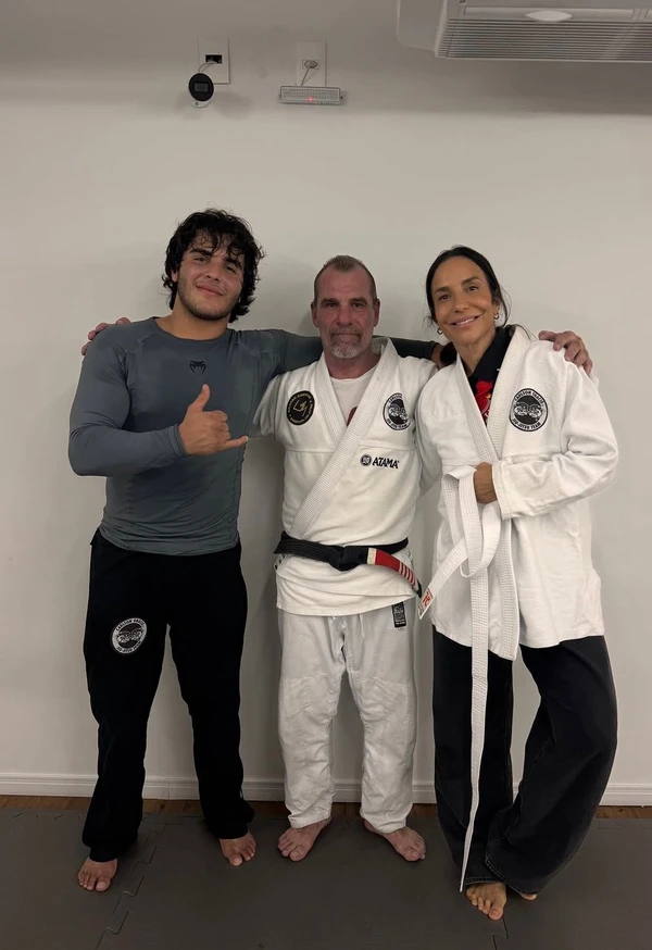 Ivete Sangalo com Marcelo no jiu-jítsu por Reprodução/Instagram