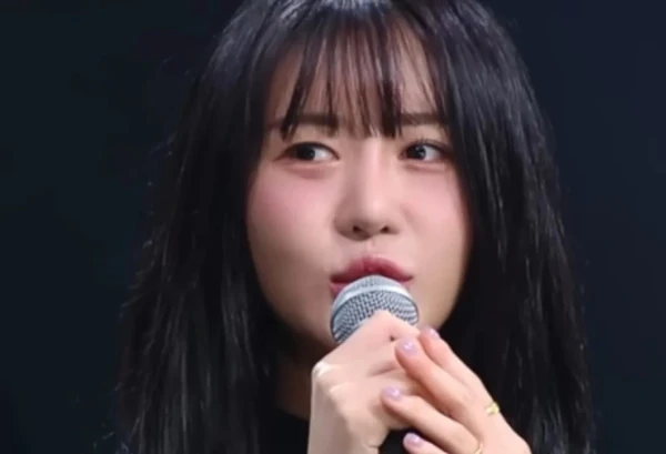 Kim Yoon Seol por Reprodução