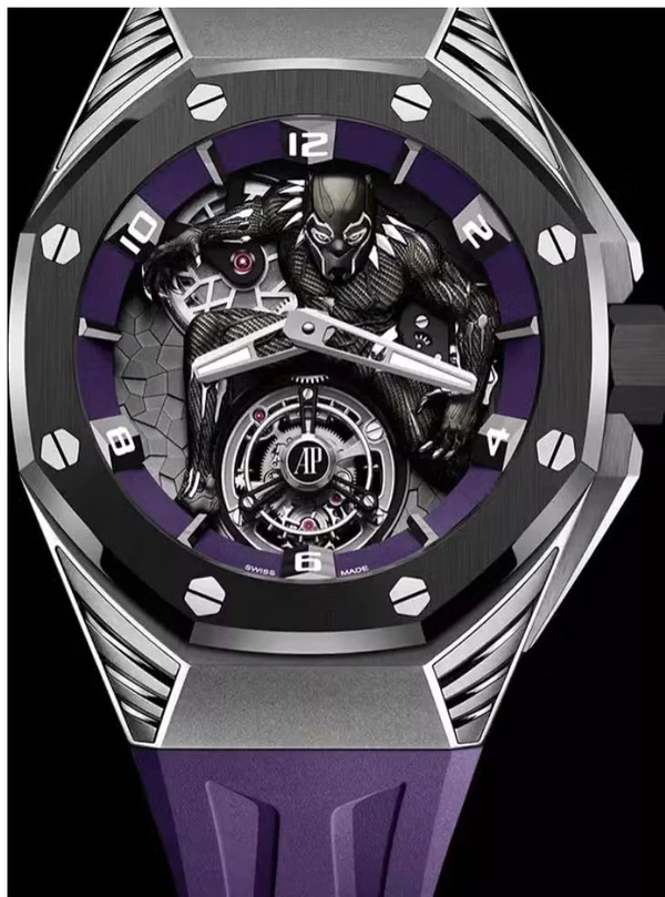 Audemars Piguet Royal Oak Concept Black Panther Tourbillon (R$ 1,4 milhão): edição limitada criada em parceria com a Marvel, inspirada no super-herói Pantera Negra por Reprodução