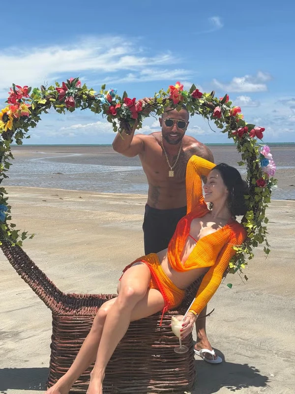 Bella Longuinho anunciou fim do relacionamento com Wil Leite por Reprodução/Instagram