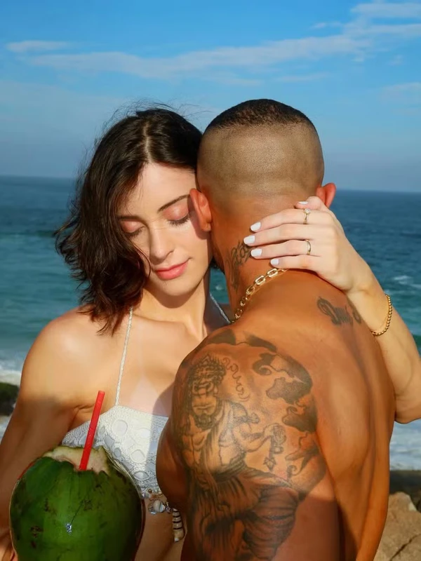 Bella Longuinho anunciou fim do relacionamento com Wil Leite por Reprodução/Instagram