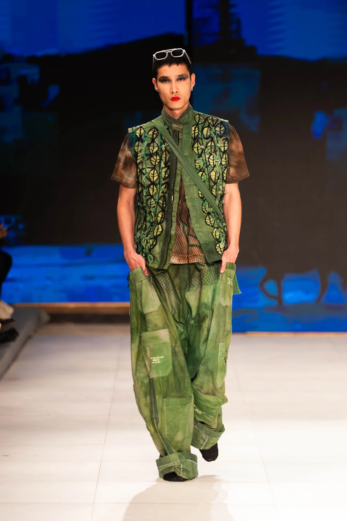Desfile do estilisra Almir França por Paula Matos - Ducker Studios