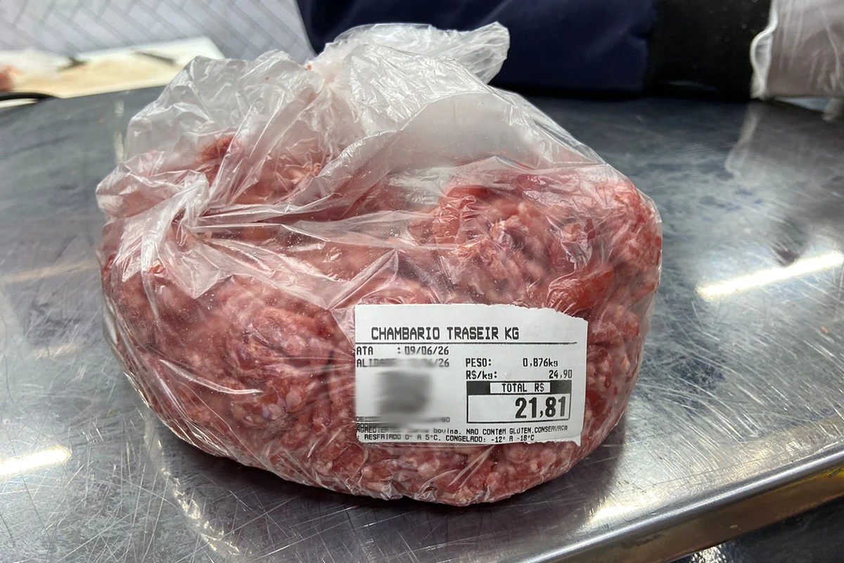 Procon autua supermercado atacadista por descumprimento à Lei da Carne Moída