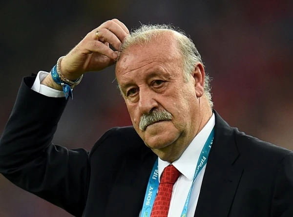 África do Sul, 2010 - Vicente del Bosque - Capricórnio - Nasceu no dia 23 de dezembro de 1950, na cidade de Salamanca, na Espanha. Ex-jogador e ex-treinador é uma lenda do futebol comandou a Seleção Espanhola na conquista do Mundial de 2010 por Divulgação