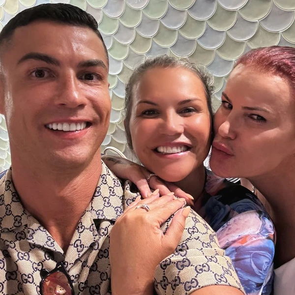 Cristiano Ronaldo e Katia Aveiro por Reprodução/Instagram