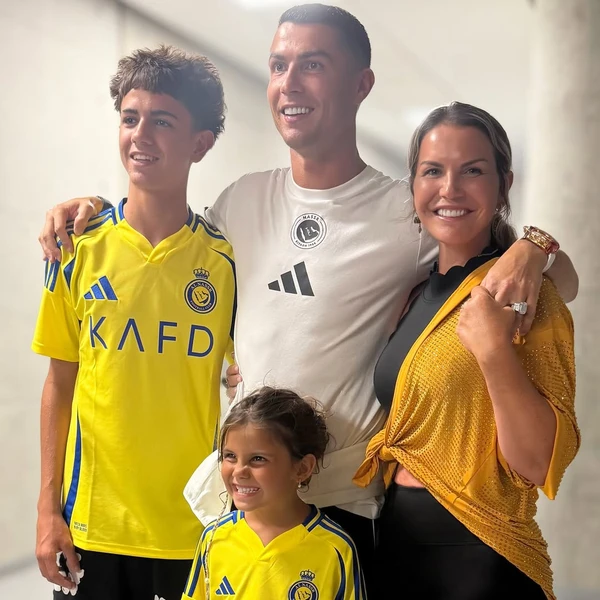 Cristiano Ronaldo e Katia Aveiro por Reprodução/Instagram